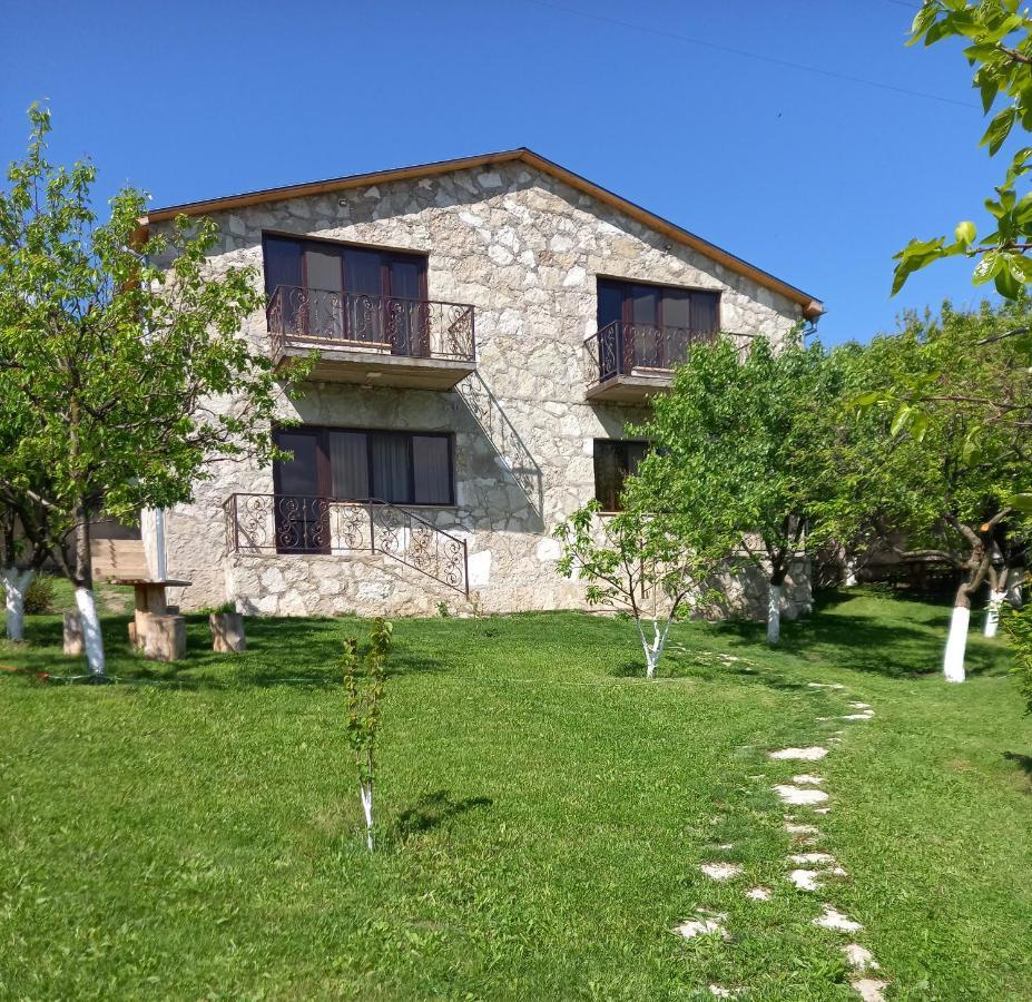 Guest House Ijevan'S Garden Εξωτερικό φωτογραφία